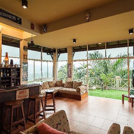 Albatross Boutique Villa 康提 外观 照片