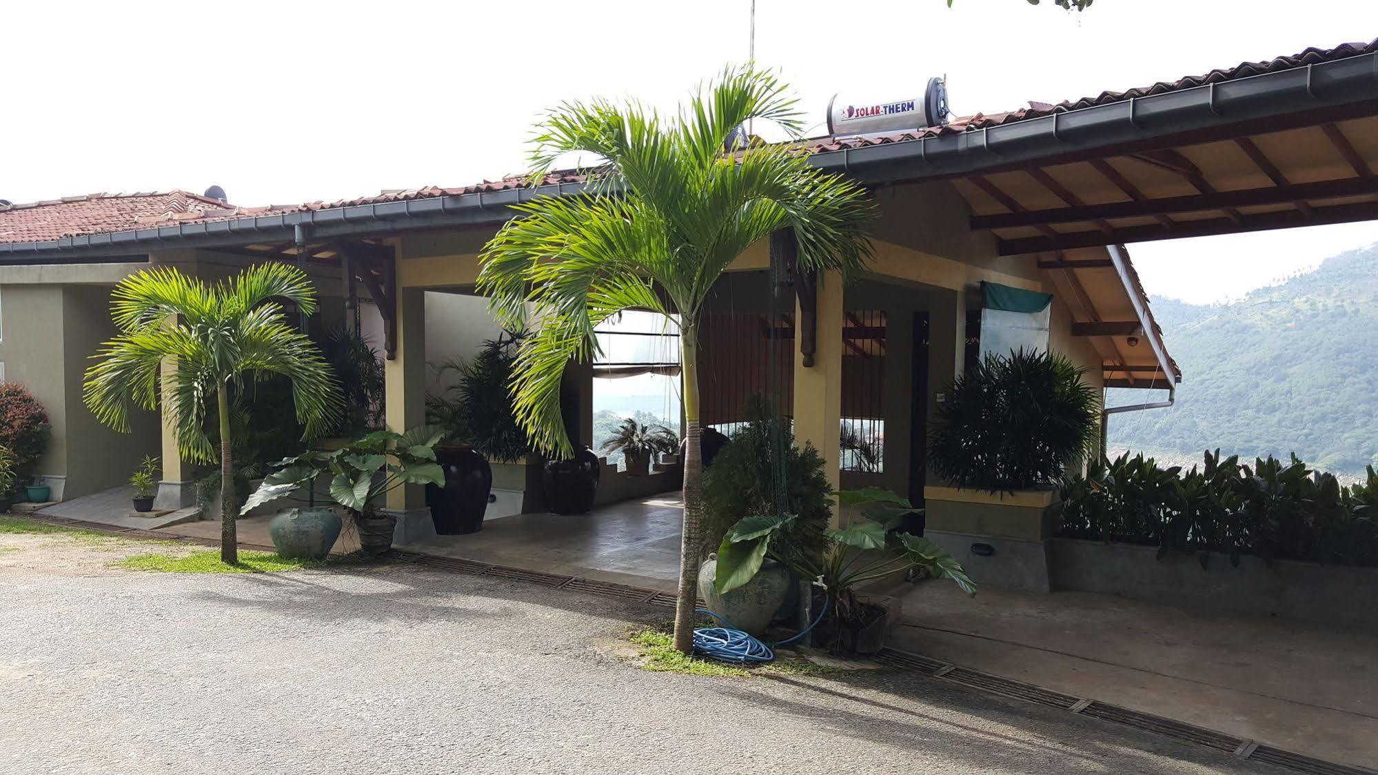 Albatross Boutique Villa 康提 外观 照片