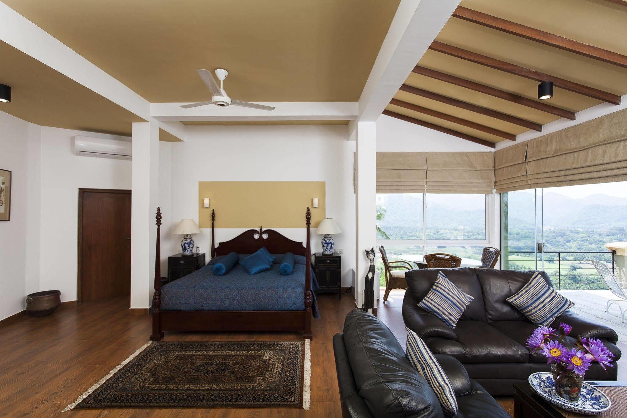 Albatross Boutique Villa 康提 外观 照片